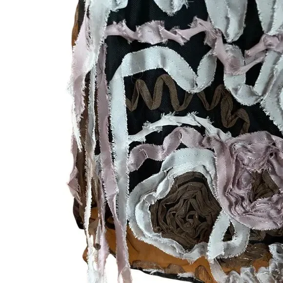 Save the Queen Sleeveless Punk-Styled Dress - Picture 8 of 9